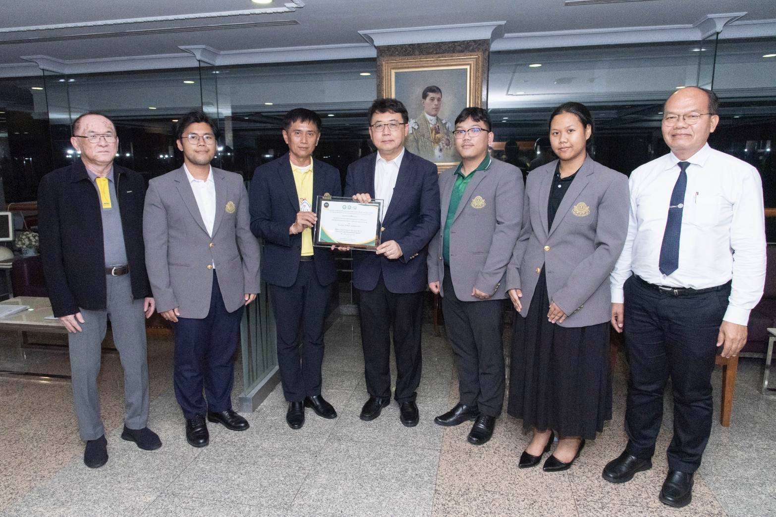 สำนักกิจการนักศึกษา มหาวิทยาลัยสยาม ได้รับรางวัล Excellent Oral Presentation ในการประชุมวิชาการที่มหาวิทยาลัยแม่โจ้-แพร่ เฉลิมพระเกียรติ